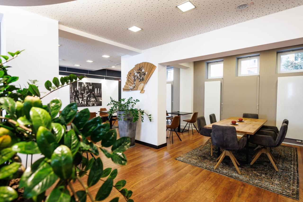 Internationales Studierendenhotel Stuttgart Ngoại thất bức ảnh
